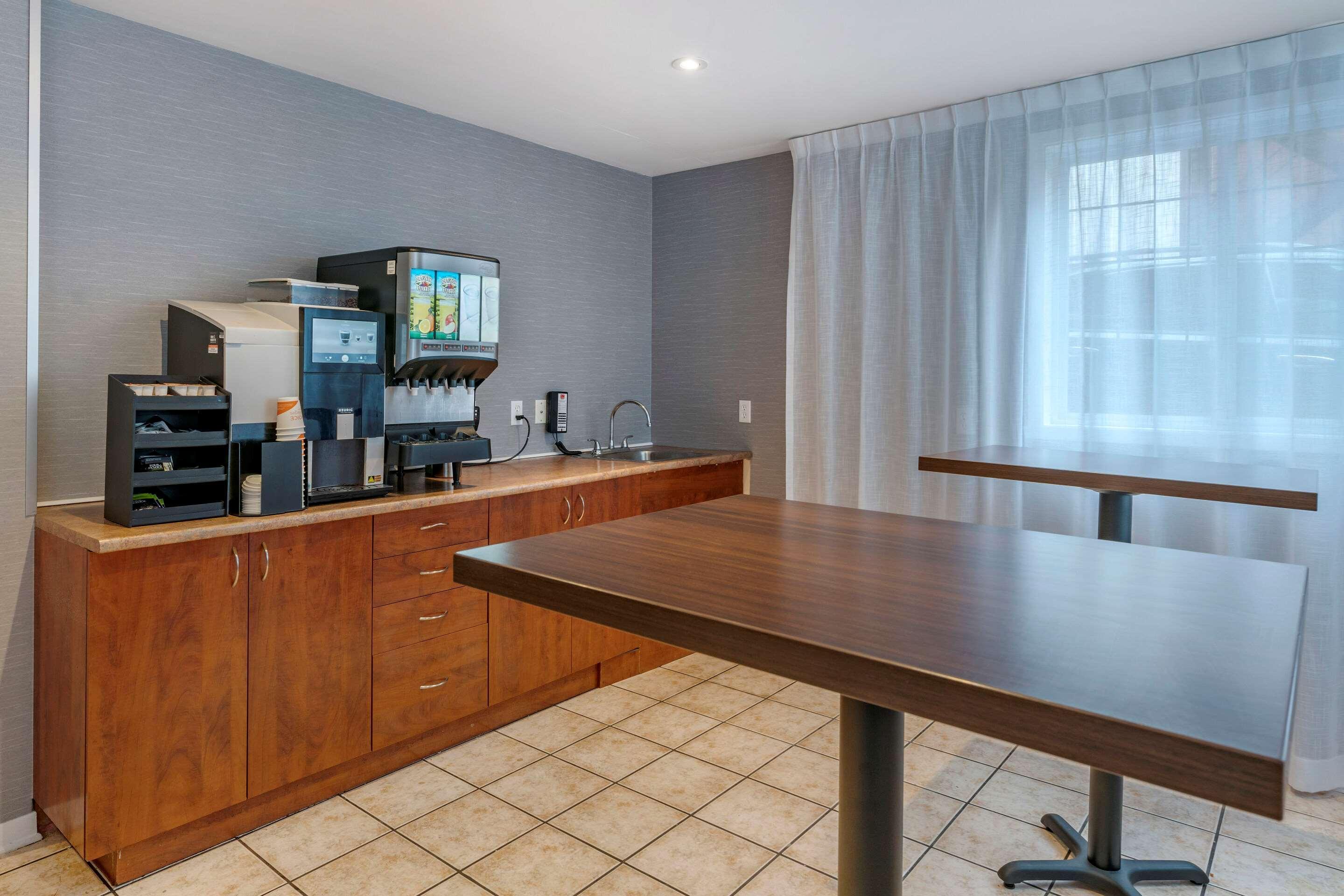 Econo Lodge Montreal Exteriér fotografie